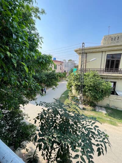 Ideally located corner house in V block phase 2 is up for sale