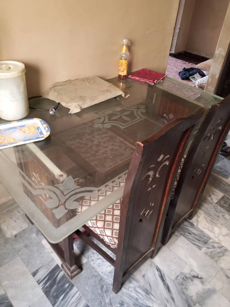Dining table with 6 chairs 6