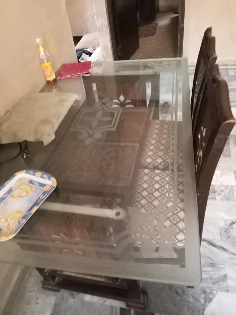 Dining table with 6 chairs 7