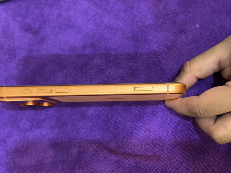 Iphone 17 Pro Max ( 256 GB) 4