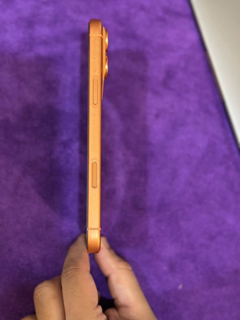 Iphone 17 Pro Max ( 256 GB) 5