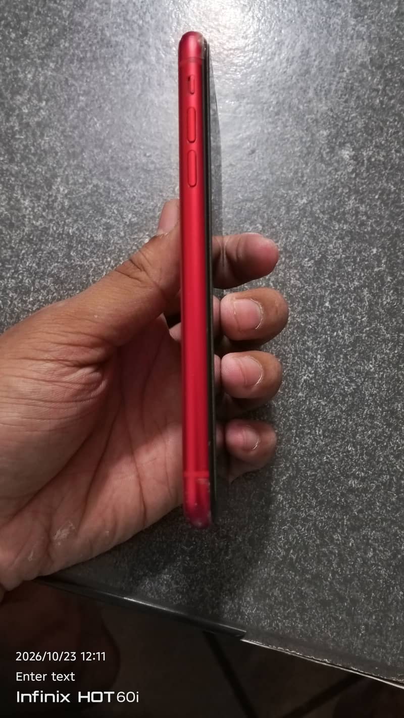 Apple iPhone 11 0