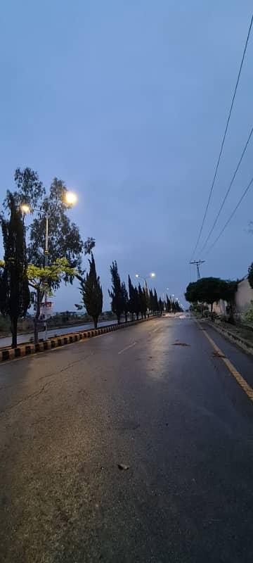 8 Marla level Plot Available 0