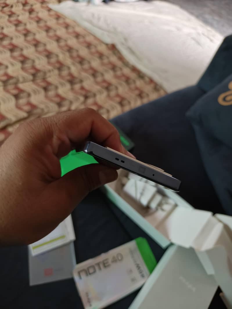 Infinix Note 40 2