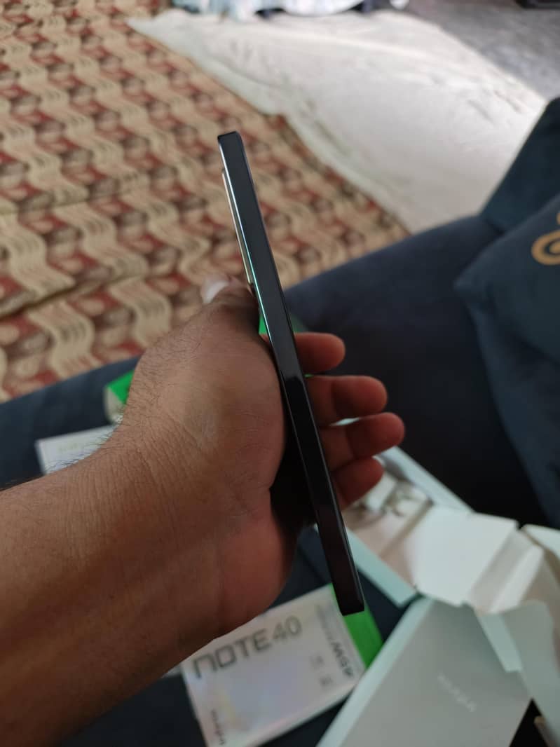 Infinix Note 40 4