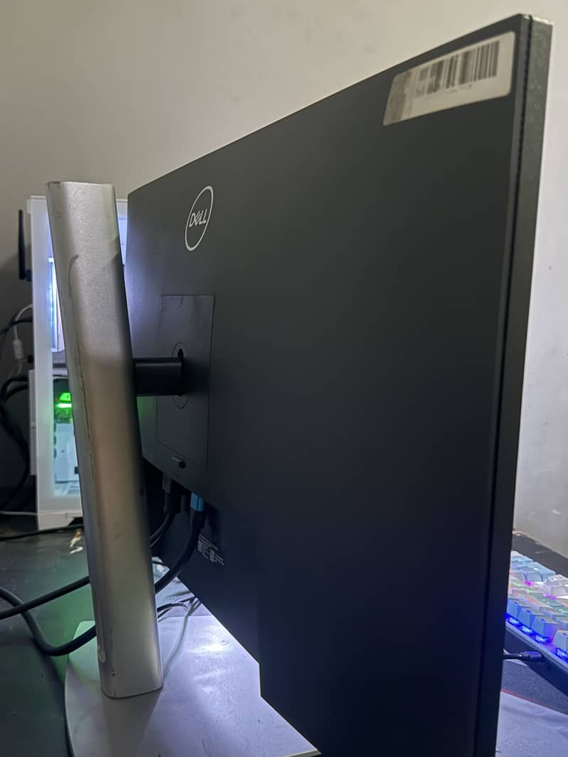 Dell LED 28”inch 3