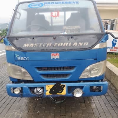 Mazda Forland 3300