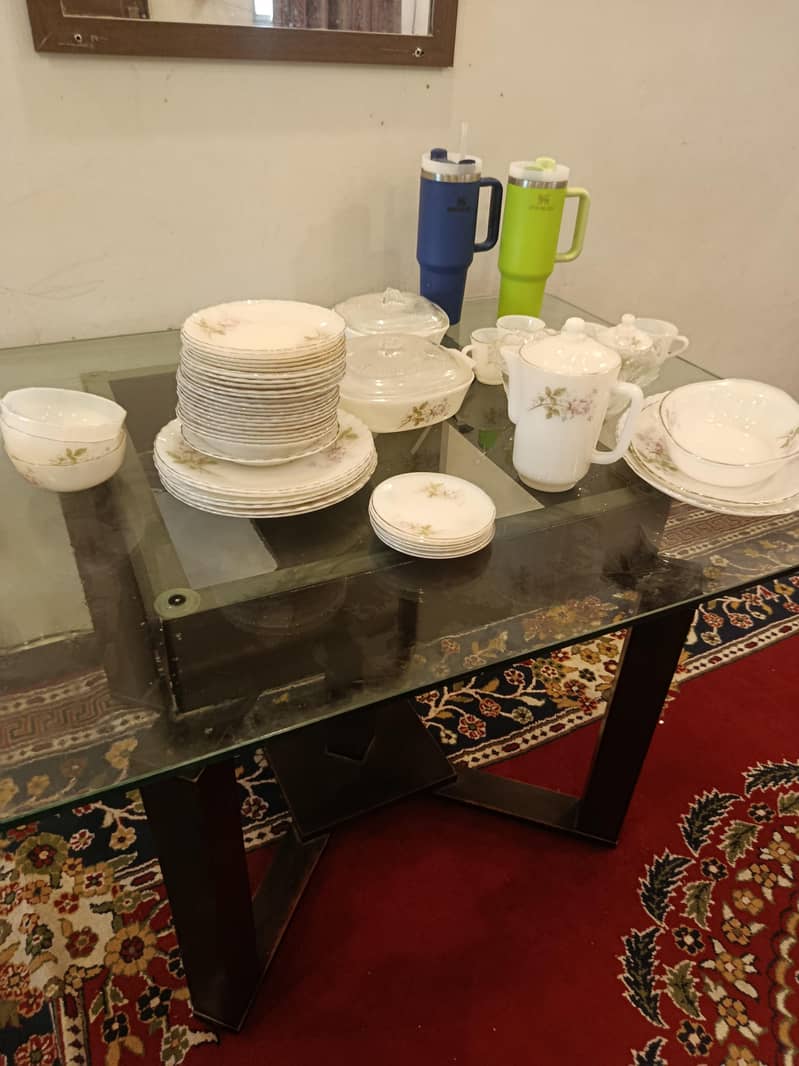 dinner sets 0