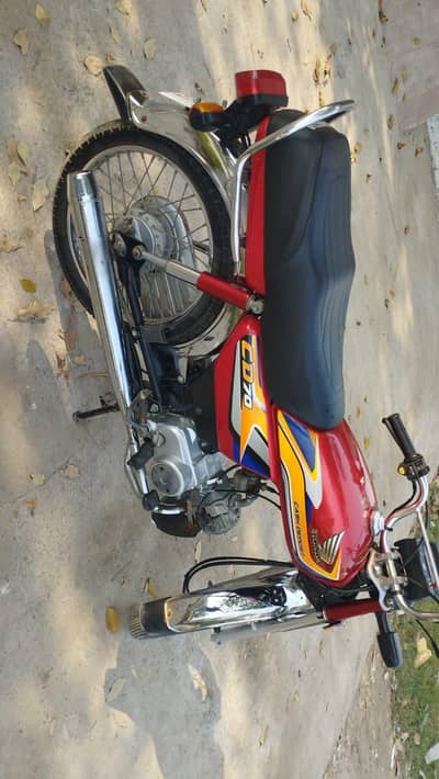 Honda CD 70 24/25 for sale Contact No 03008902098