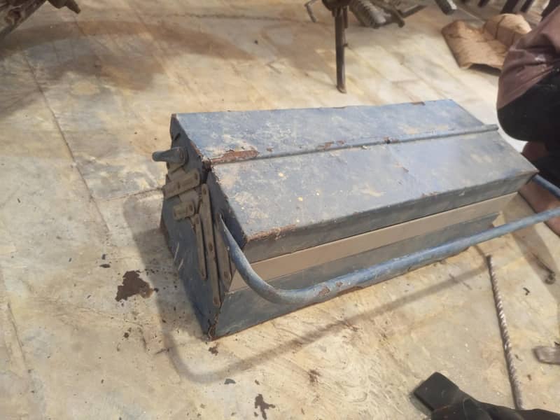 tool box 2