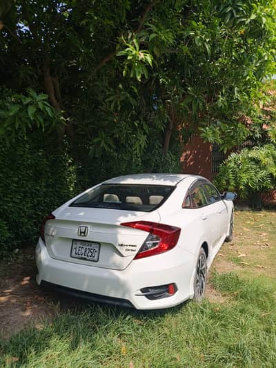 Honda Civic Oriel 2017