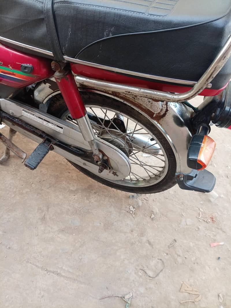 Honda CD 2003 Model fsd num 2