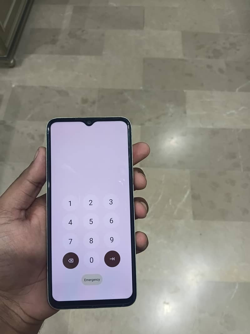 Realme C35 1