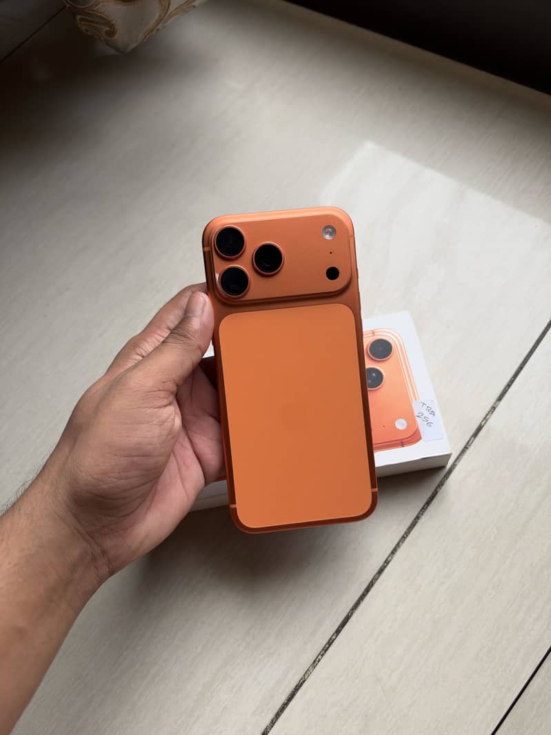 Apple iPhone 17 Pro Max 3