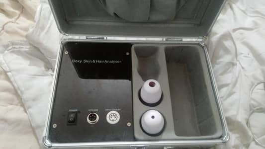 boxy skin & hair analyser