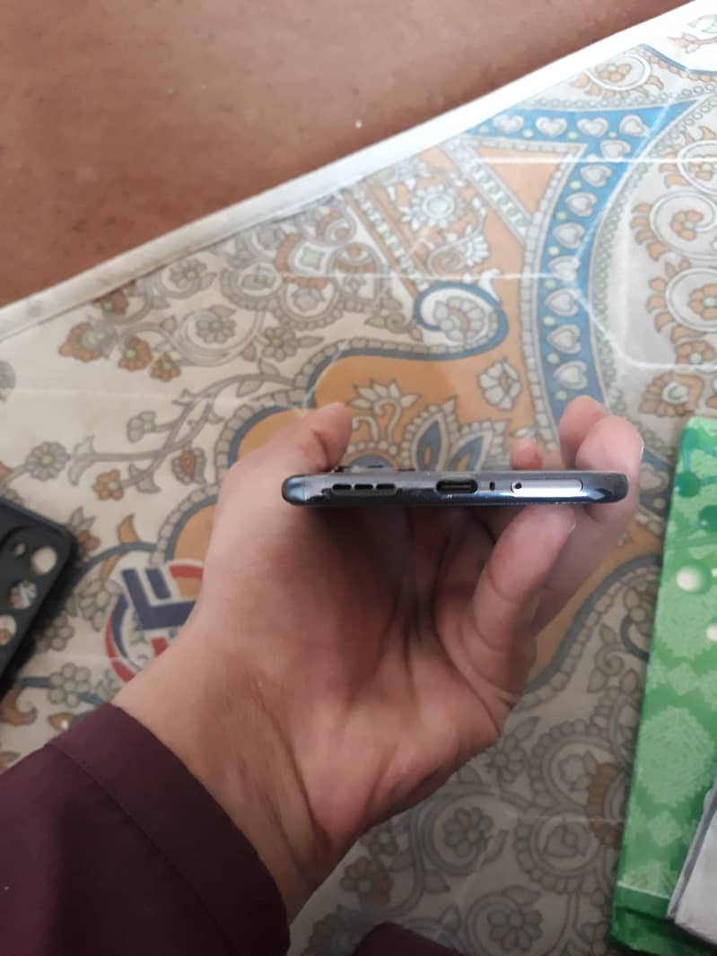 Techno spark 40 pro plus 5