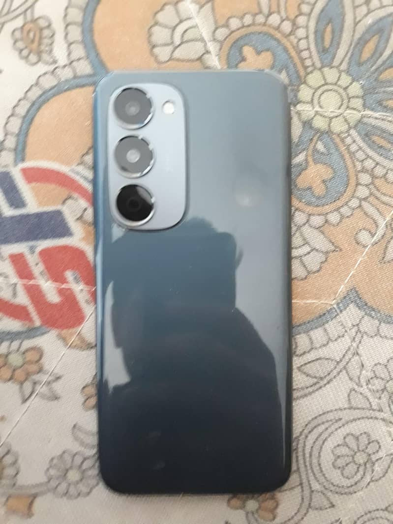 Techno spark 40 pro plus 6