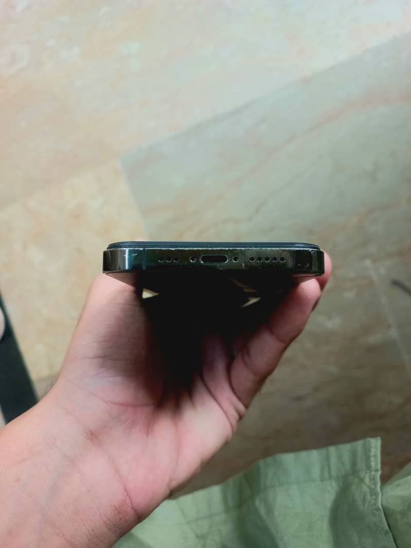 Apple iPhone 12 Pro 3