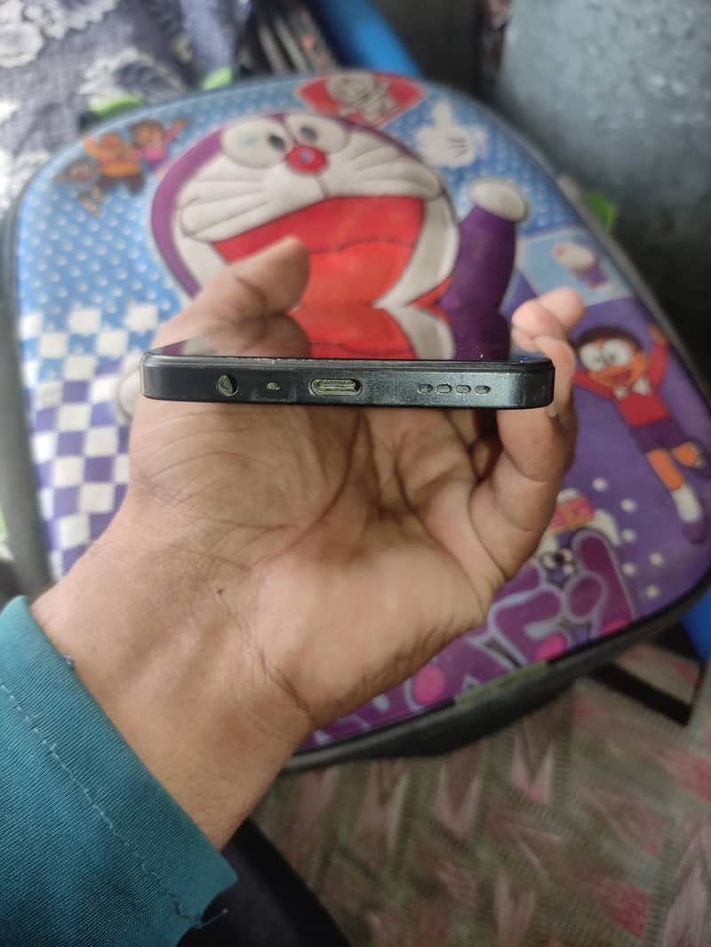 Realme C51 4
