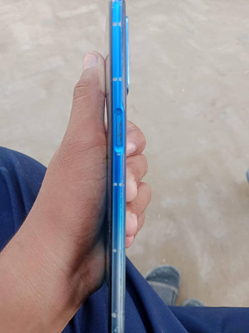 OPPO A54 5