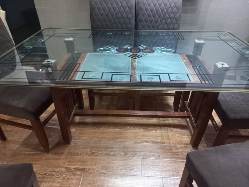 Dining Table 0