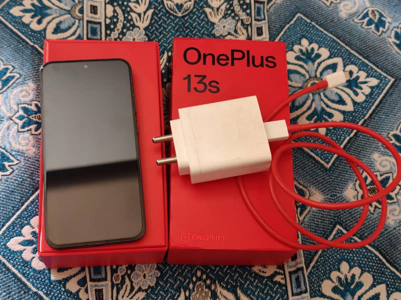 One Plus 13s 0