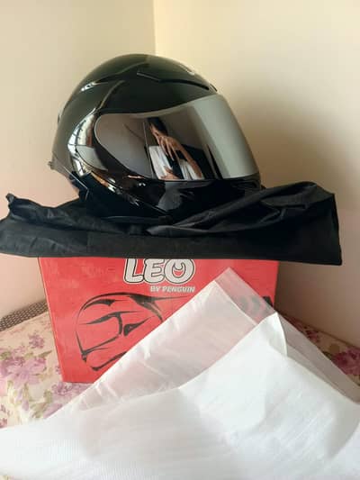 LEO by PEGWEN Motorcycle Helmet Medium Size – Gloss Black Chro