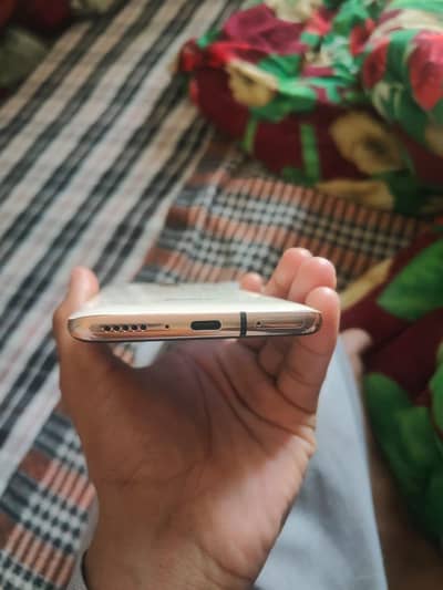 One Plus 7 Pro 12/256