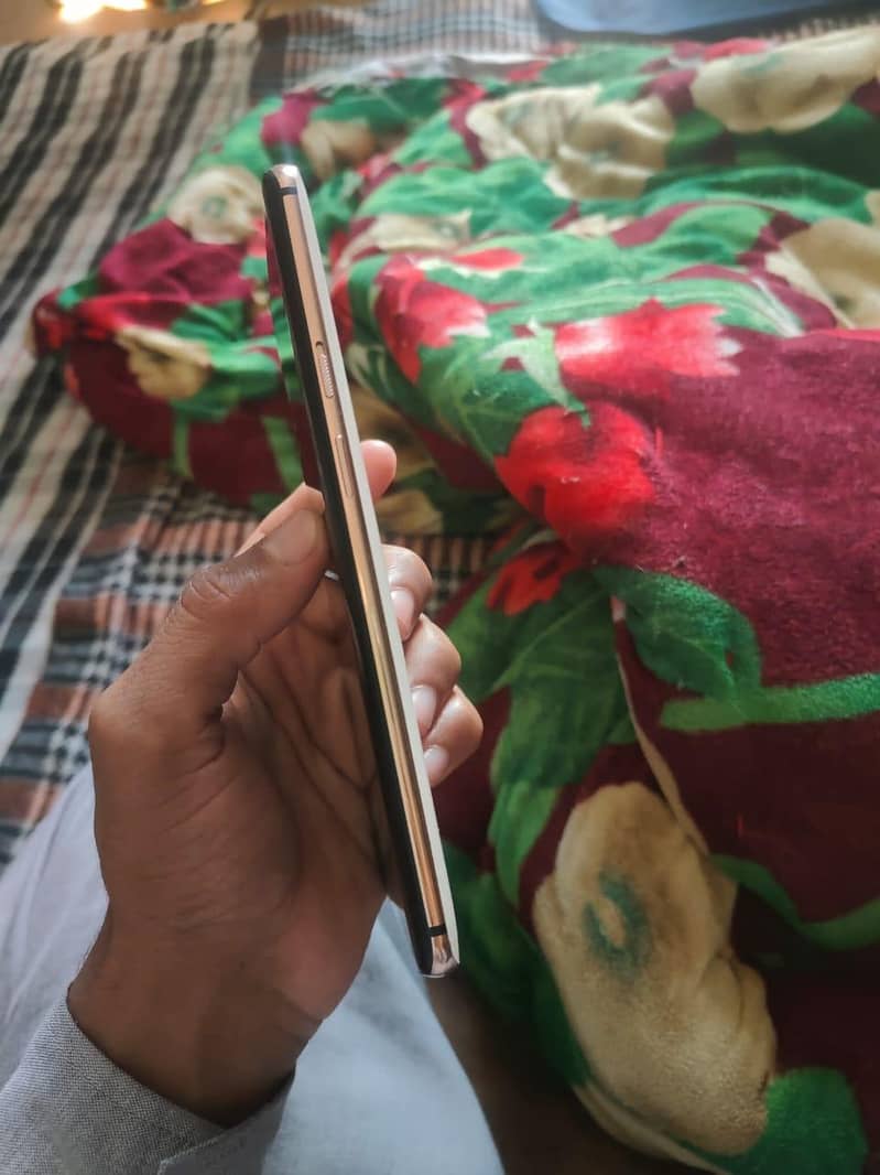 One Plus 7 Pro 12/256 4