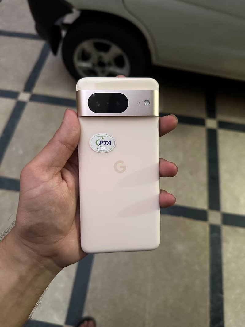 Google Pixel 8 7