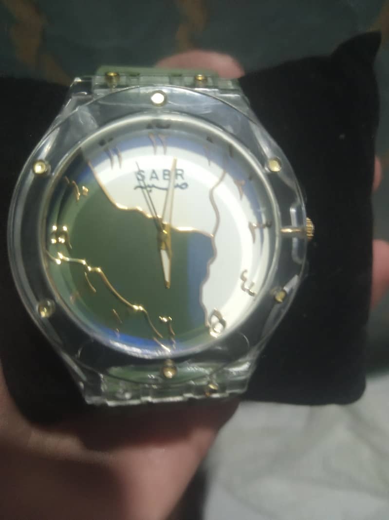 Aura watch 0