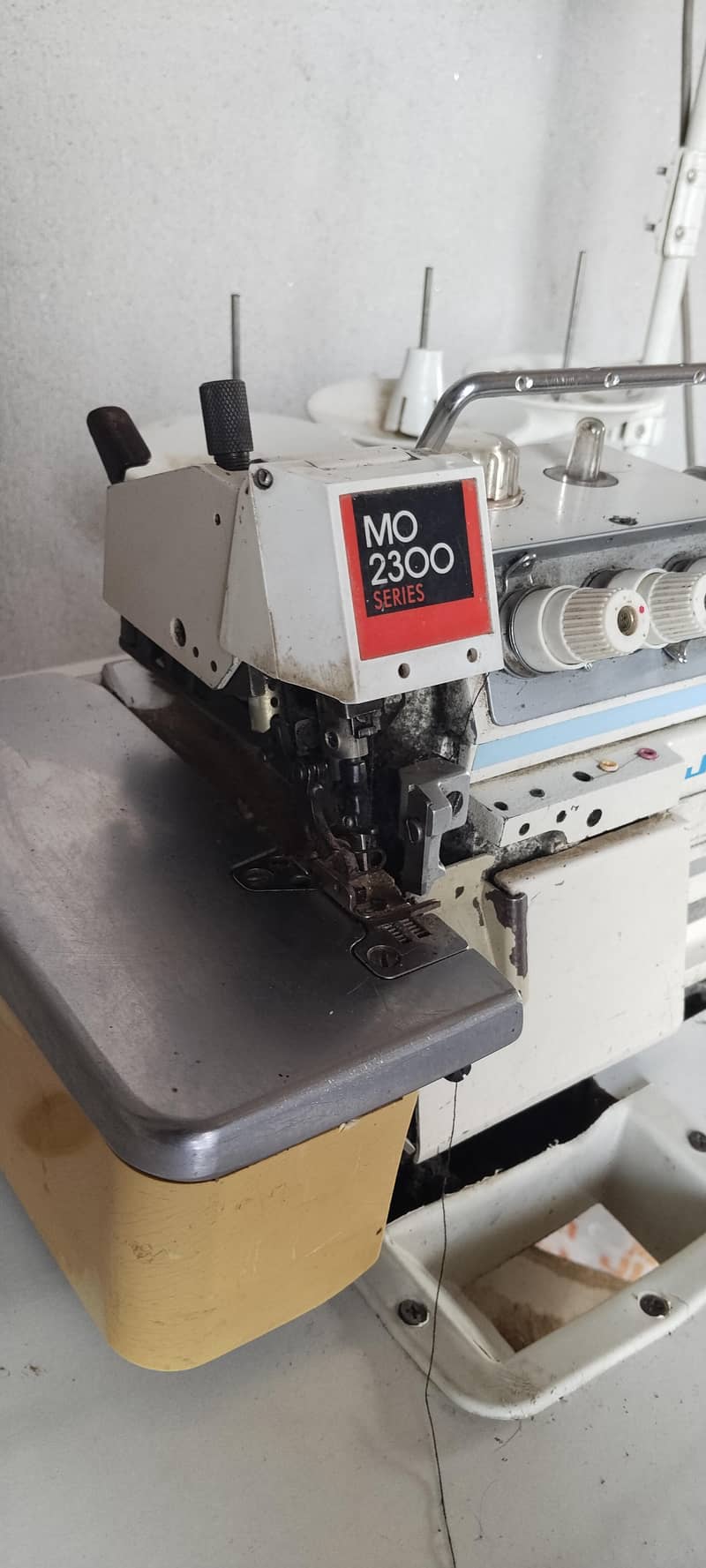 overlocker machine 0