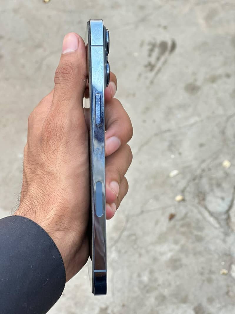 iphone 13 Pro max JV 3