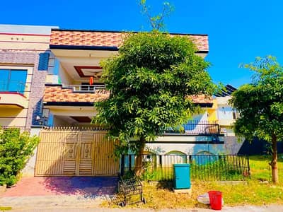 8 MARLA HOUSE FOR SALE MULTI F-17 ISLAMABAD ALL FACILITY AVAILABLE CDA PPROVED