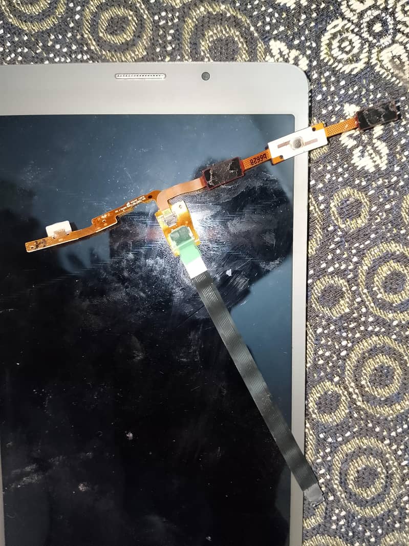 Galaxy tab a 06 1