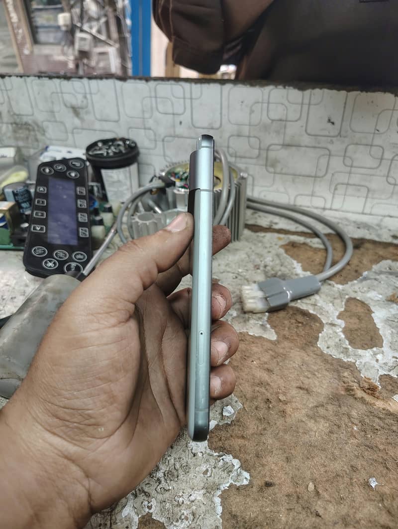 Google Pixel 8 8