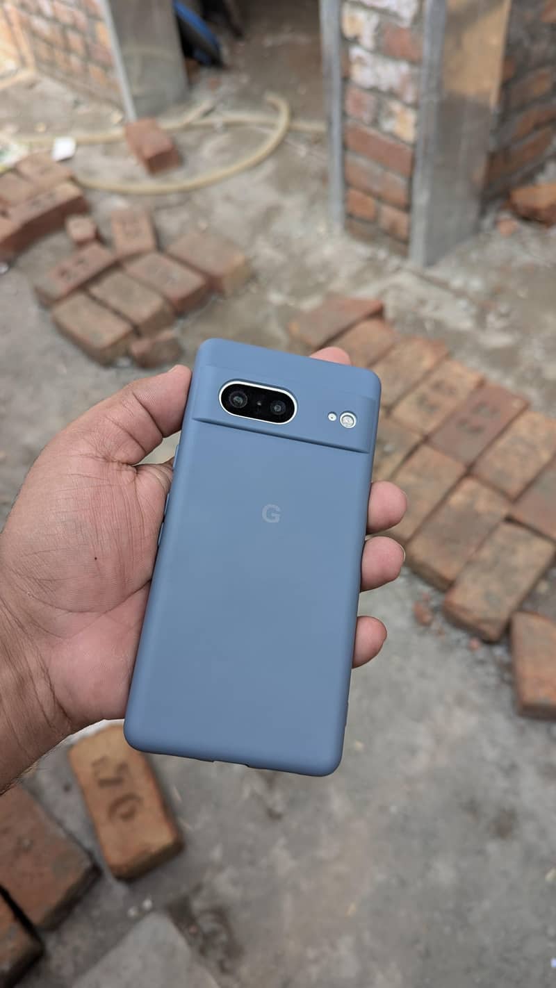 Google Pixel 7 2