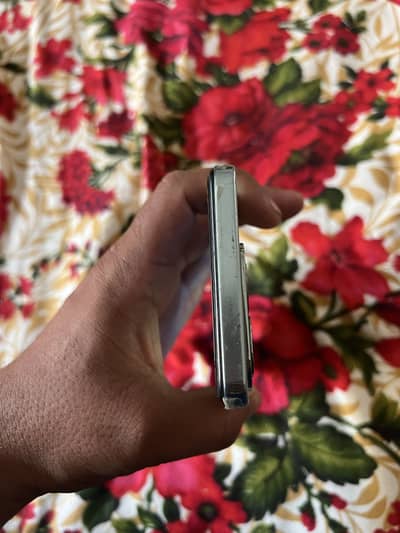 Infinix Hot 40i