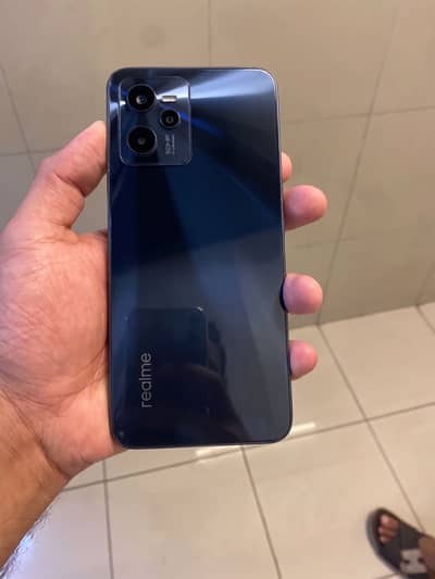 Realme C35