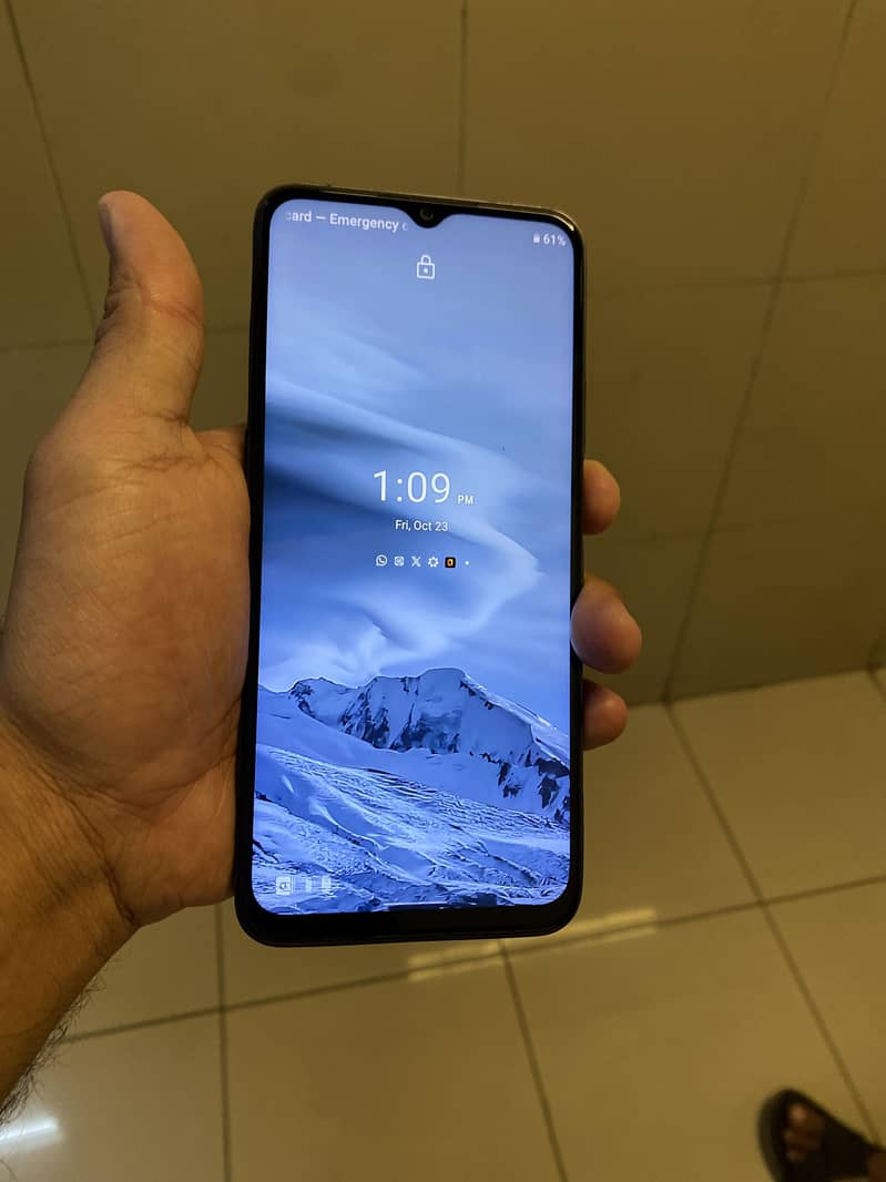 Realme C35 2