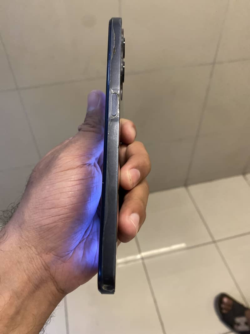 Realme C35 5