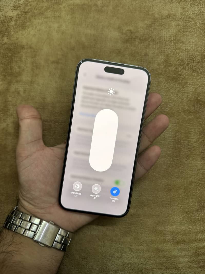 Apple iPhone 14 Pro Max 6