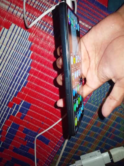 Xiaomi POCO F4