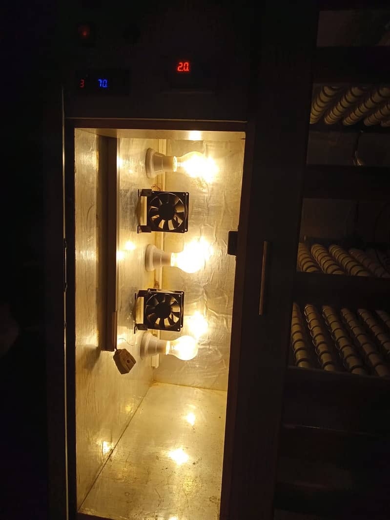 Fully auto incubator 2