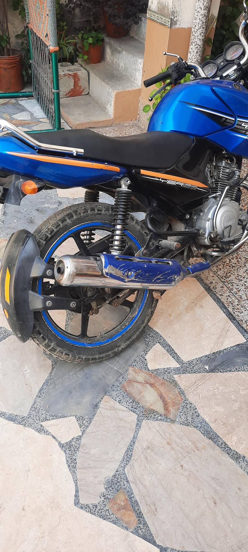 ybr 125 1