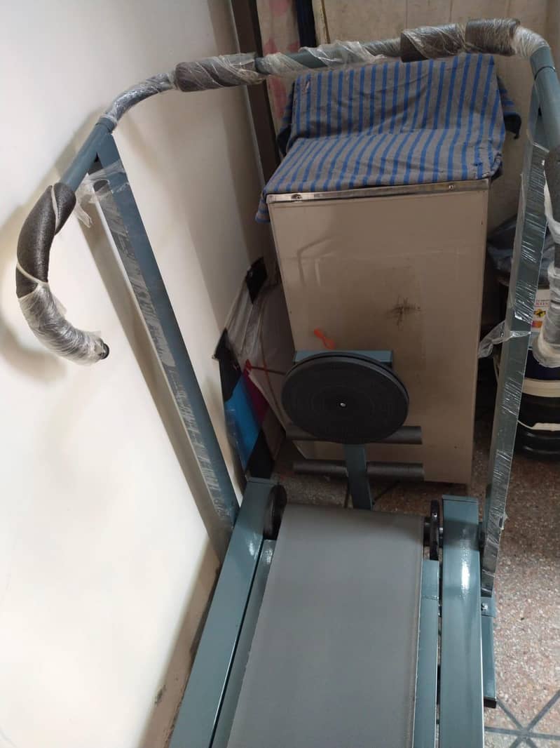 Treadmills / Running Machine 3