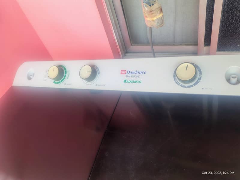 Dawlance Semi Automatic Washing Machine 1