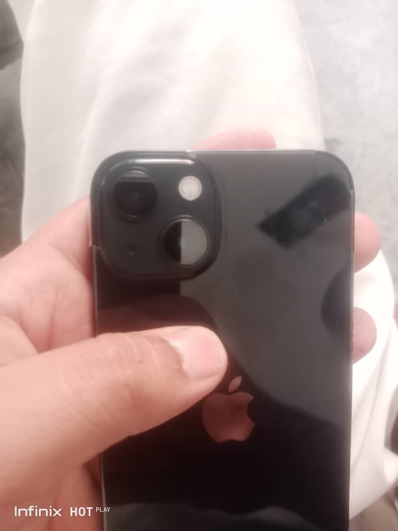 Apple iPhone 13 1