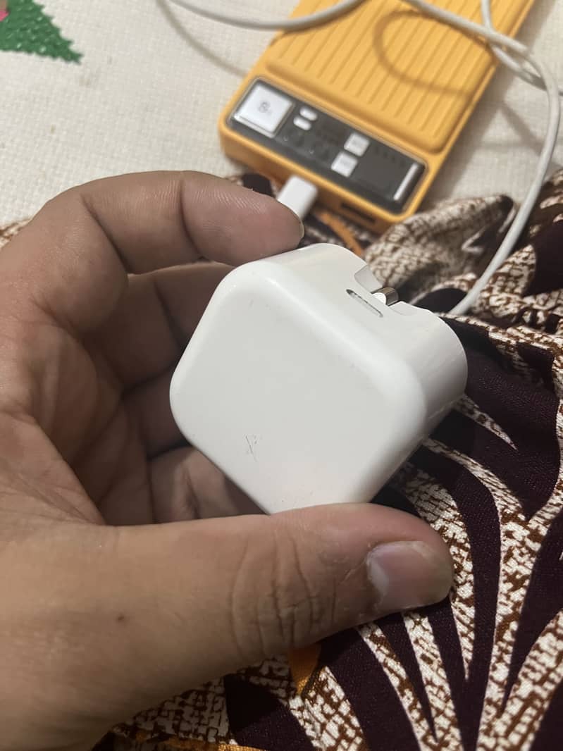 Apple iPhone 13 9