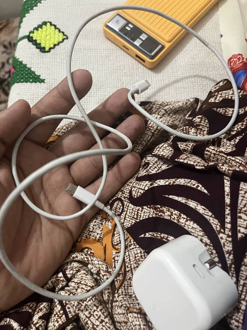 Apple iPhone 13 11